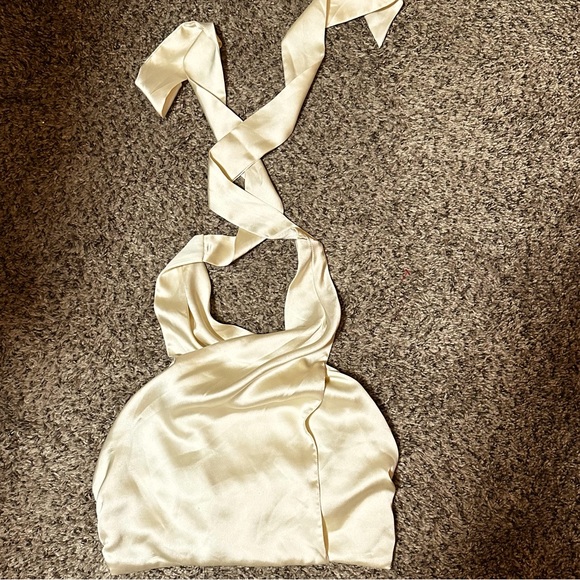 standard jules Tops - Beautiful satin halter crop top